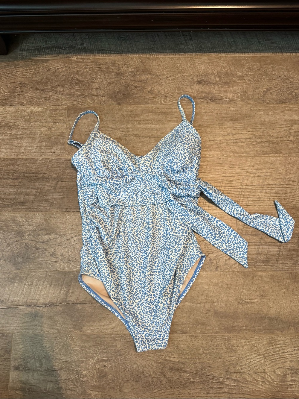 Isabel maternity swimwear